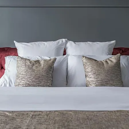 Elegant & Stylish Luxury Living