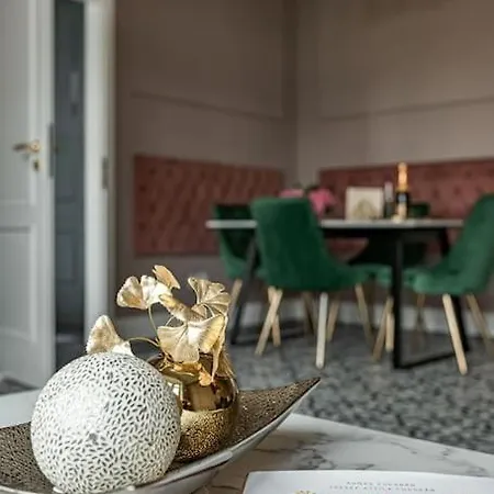 Elegant & Stylish Luxury Living * Budapeşte