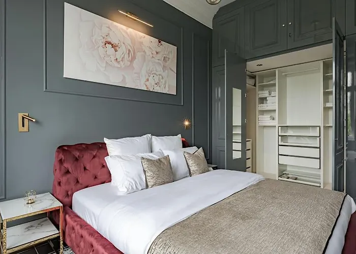 Lägenhet Elegant & Stylish Luxury Living Budapest