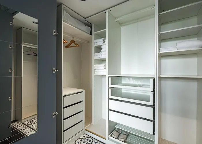 Elegant & Stylish Luxury Living